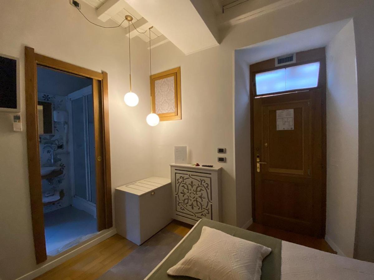 Condotti Rooms โรม ภายนอก รูปภาพ